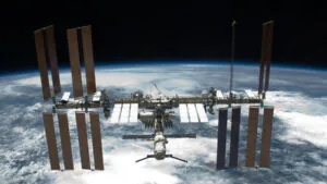 711L-EDC-Gear-for-Astronauts-01