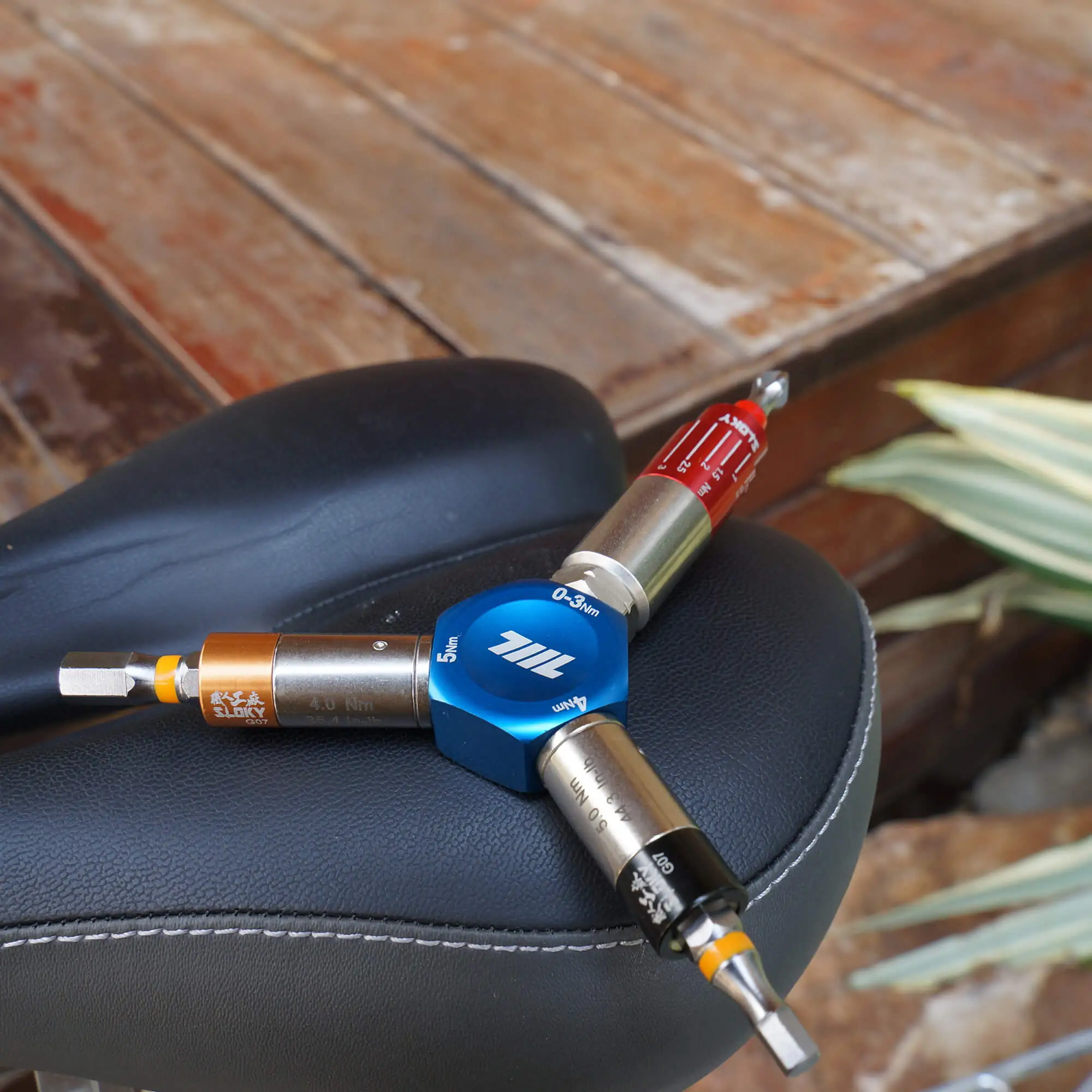 711L EDC Y Torque Driver (Blue) 07