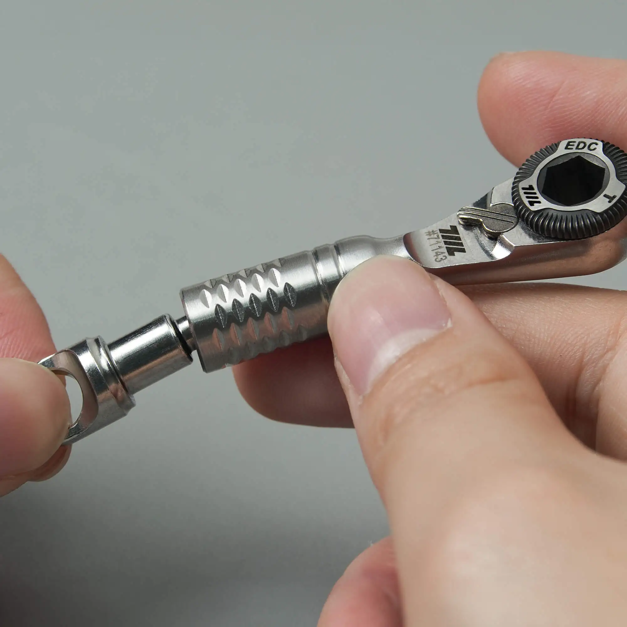 03-keyring-loop-duo-installed-on-ratchet