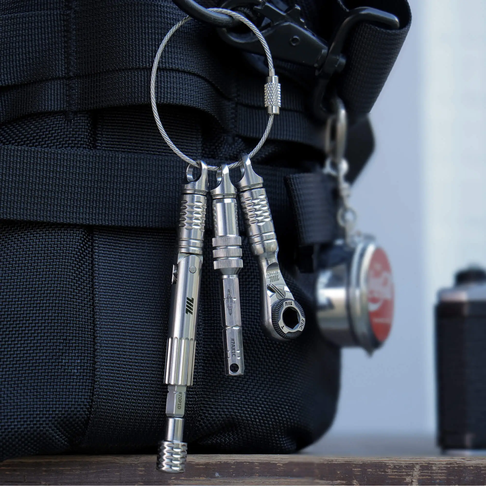 05-keyring-loop-duo-pocket-carry