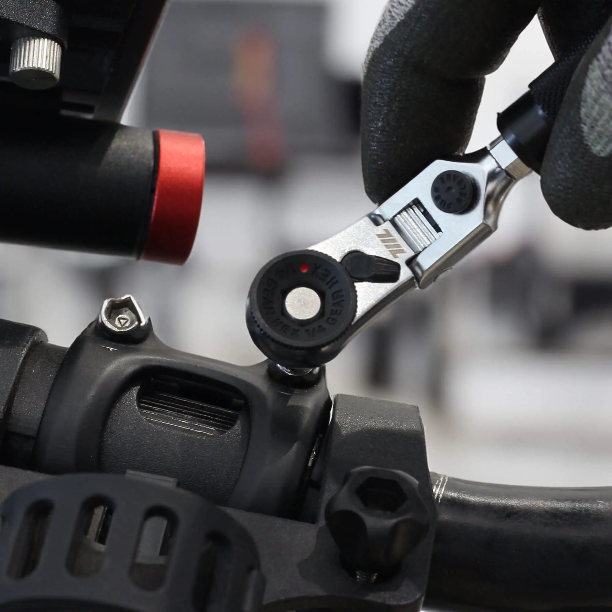 711L EDC Flex Head Ratchet Wrench XS-08